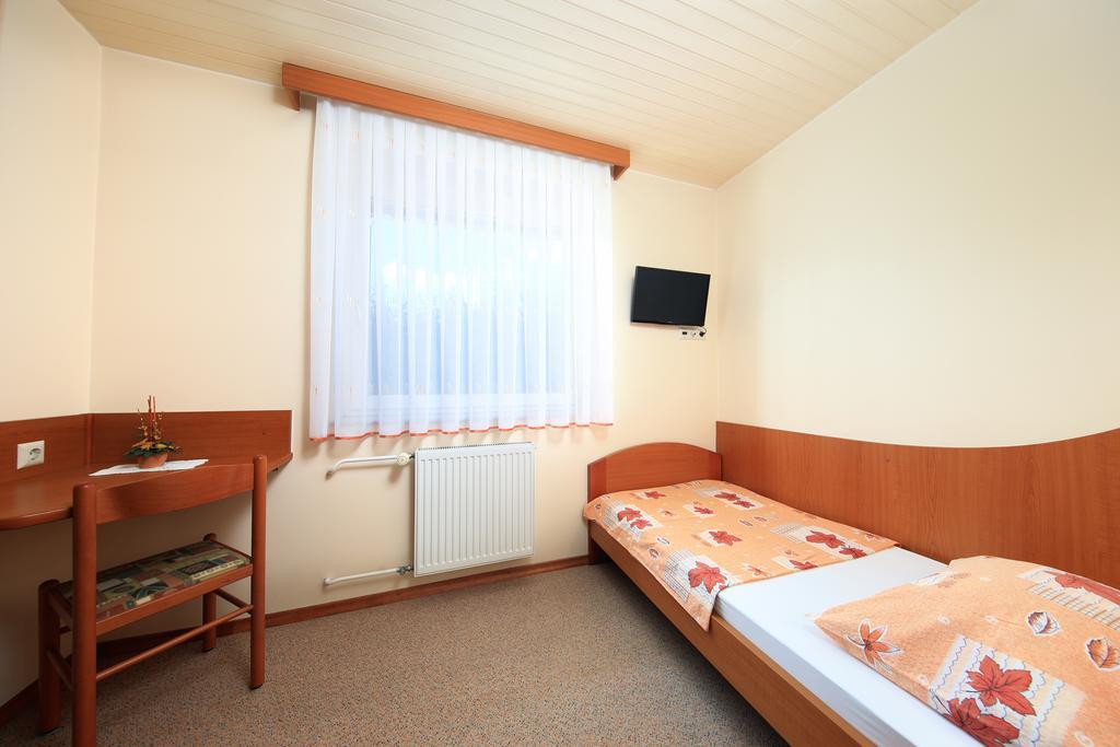Rooms Sustersic Любляна Екстериор снимка