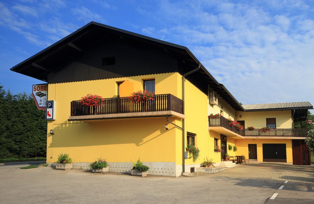 Rooms Sustersic Любляна Екстериор снимка