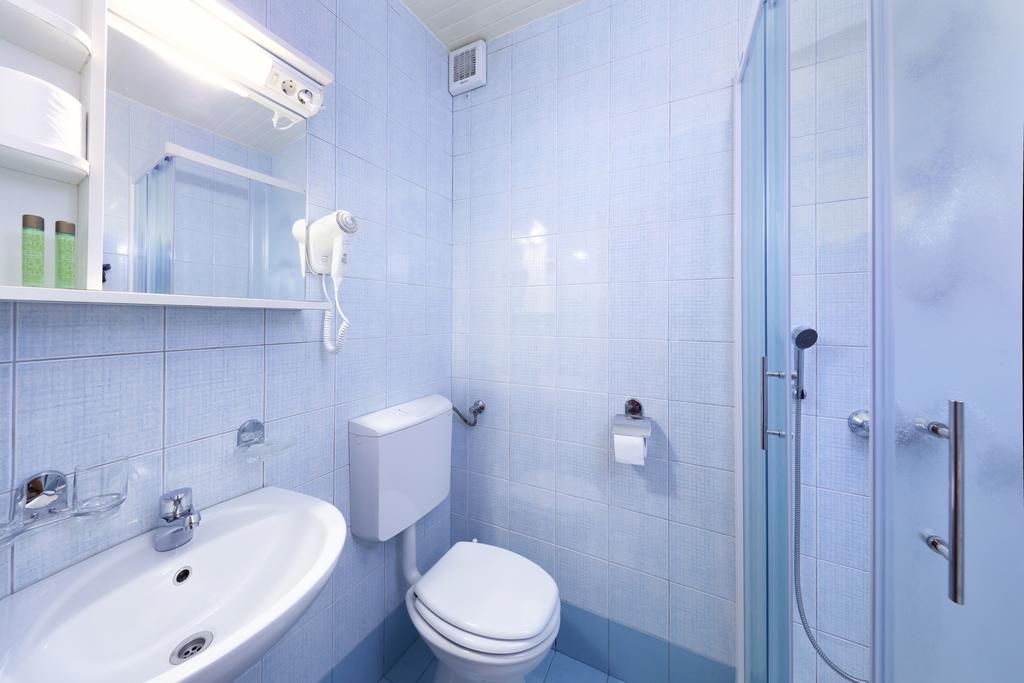 Rooms Sustersic Любляна Екстериор снимка