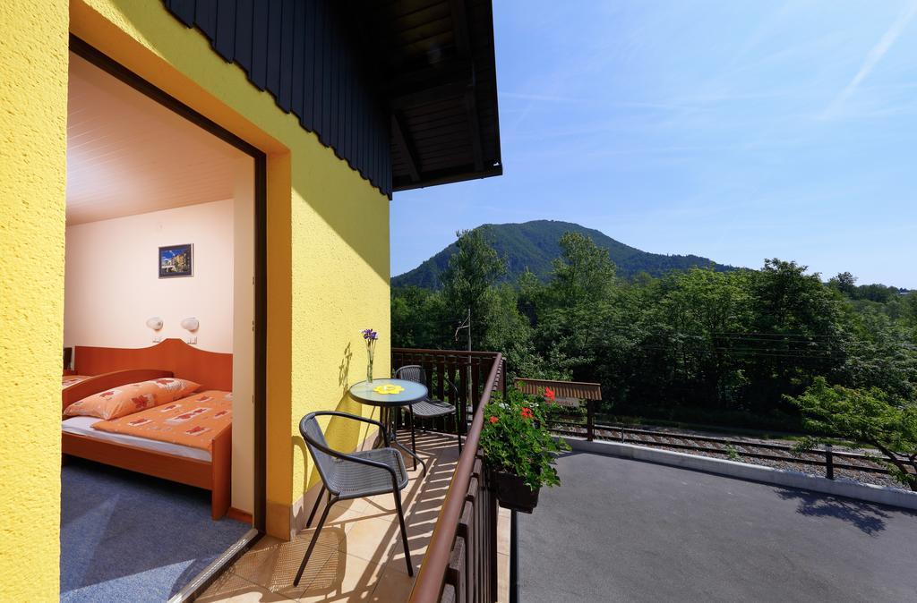 Rooms Sustersic Любляна Екстериор снимка