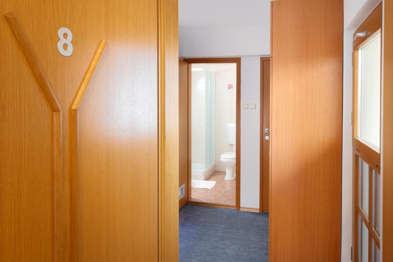 Rooms Sustersic Любляна Екстериор снимка