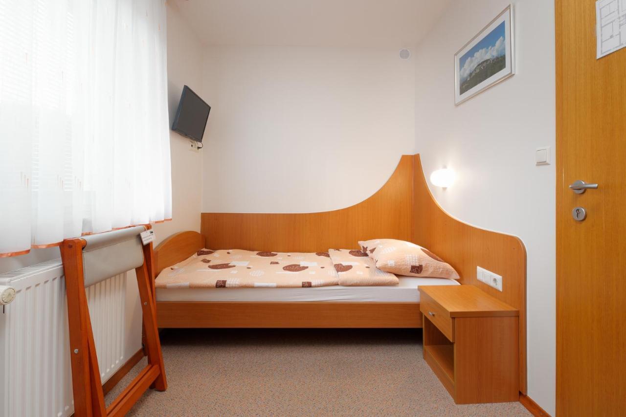 Rooms Sustersic Любляна Екстериор снимка