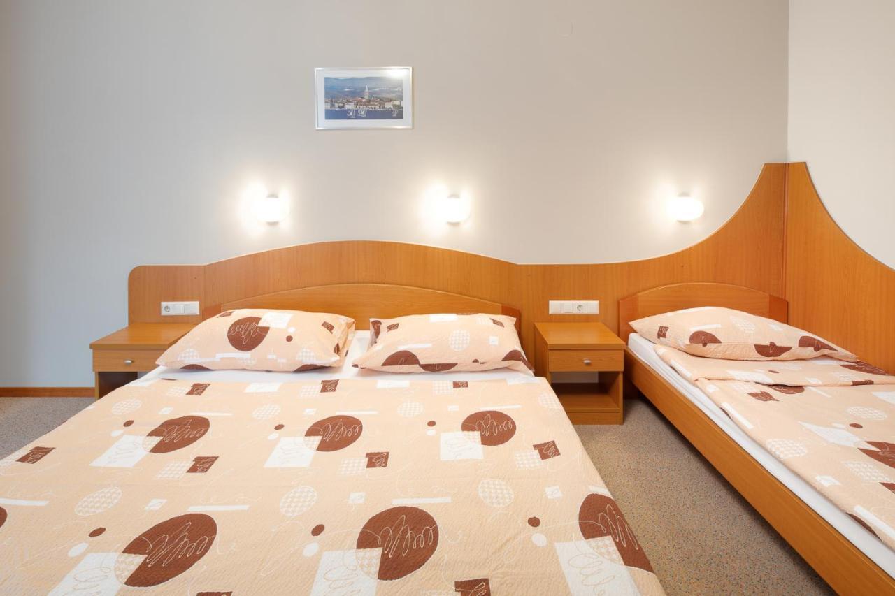 Rooms Sustersic Любляна Екстериор снимка
