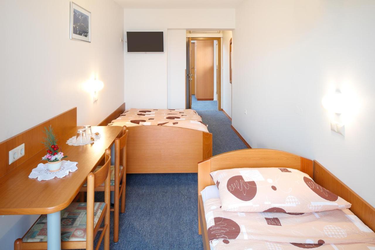 Rooms Sustersic Любляна Екстериор снимка